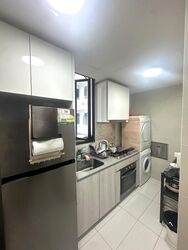 The Luxurie (D19), Condominium #613923591